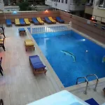 Concorde Hotel 2*